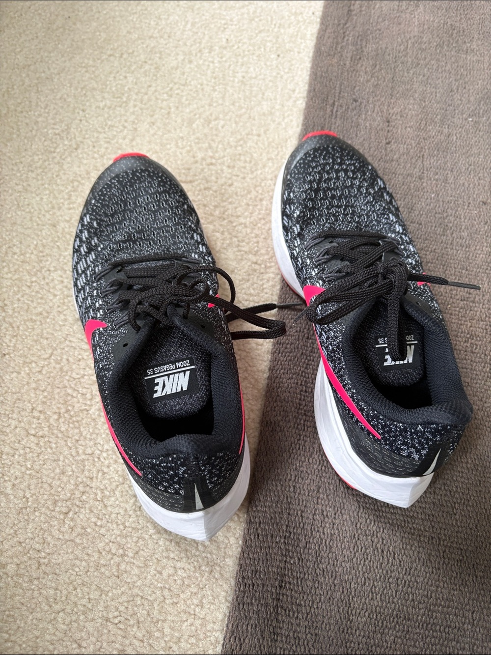 Nike girls Black and Hot Pink Running Shoes